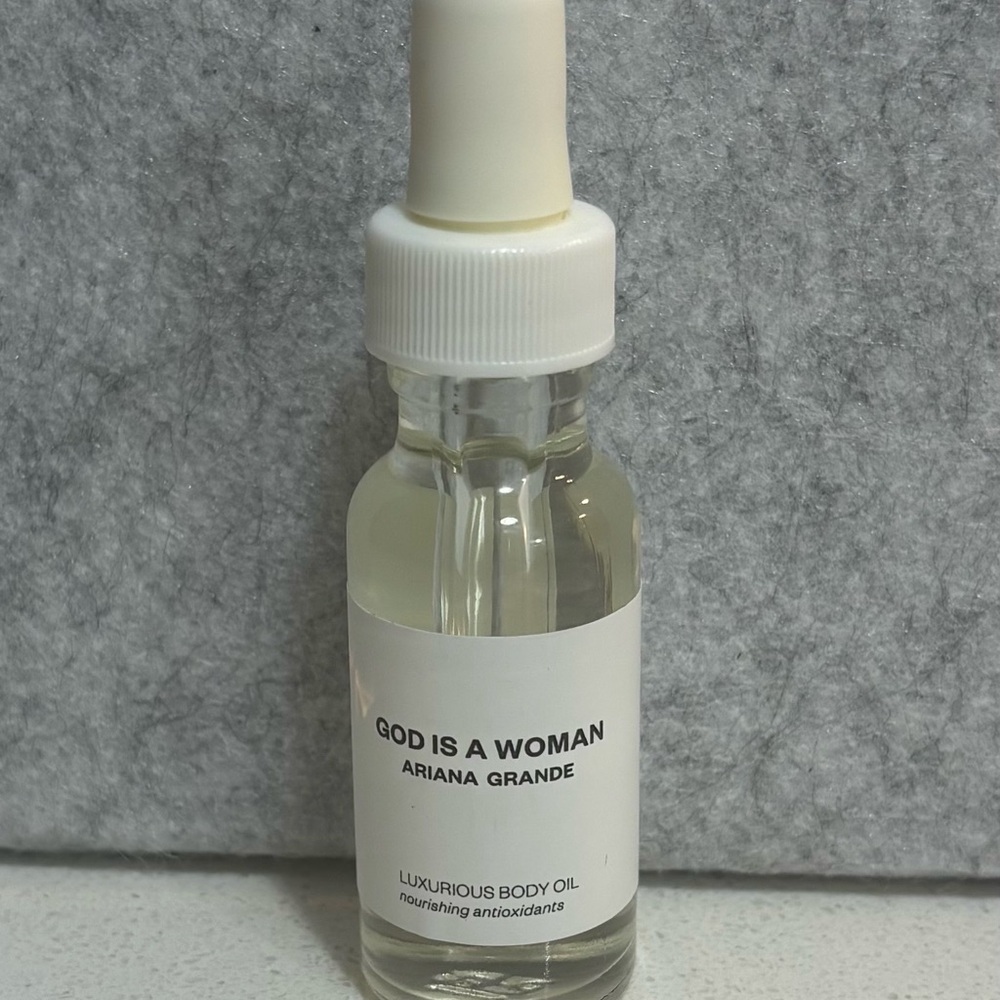 Ariana Grande God Is A Woman Body Oil 0.5oz/15ml New